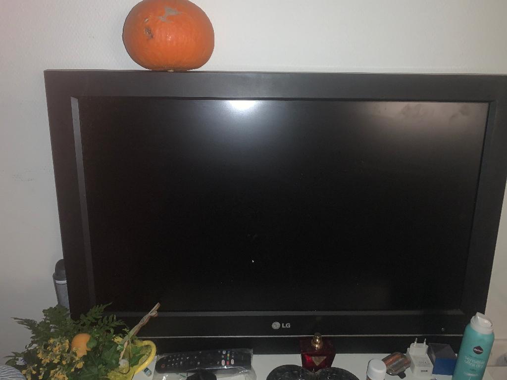 LG Tv zonder stekkers, Ophalen, Gebruikt, 100 Hz, LG