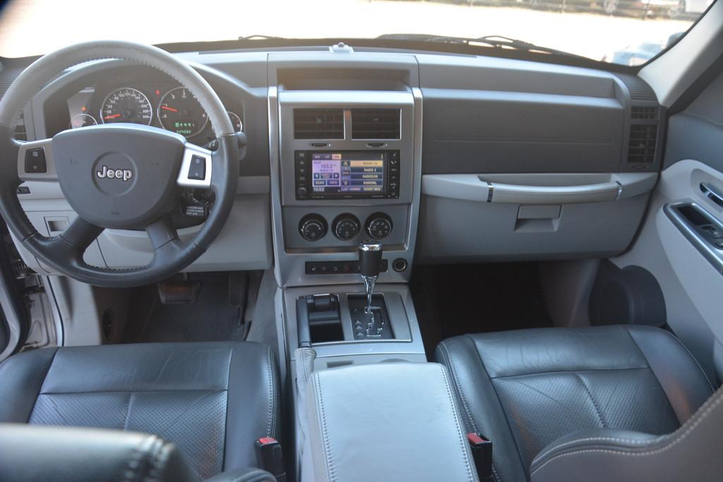 Jeep Cherokee 2.8 CRD Limited Nette auto leren bekleding tre, Auto's, Jeep, Automaat, Gebruikt, 4 cilinders, 241 €/maand