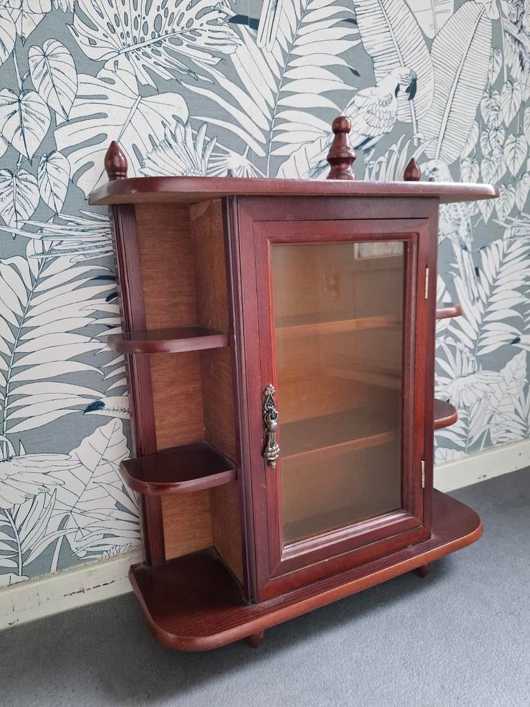 Vitrine kastje, hout,  deurtje met glas, Antiek en Kunst, Antiek | Meubels | Kasten, Ophalen