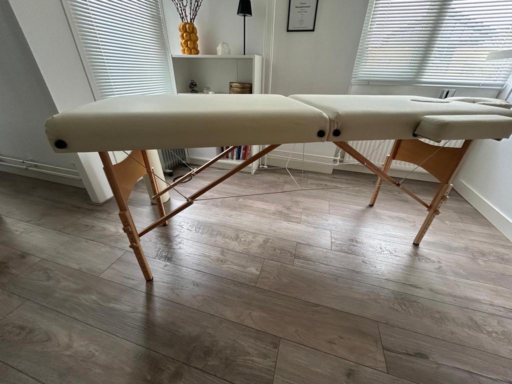 Massagetafel compleet, Ophalen, Zo goed als nieuw