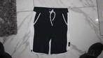 140 NIK & NIK  sweatshort, Kinderen en Baby's, Kinderkleding | Maat 140, Ophalen of Verzenden, Zo goed als nieuw, Jongen, Broek