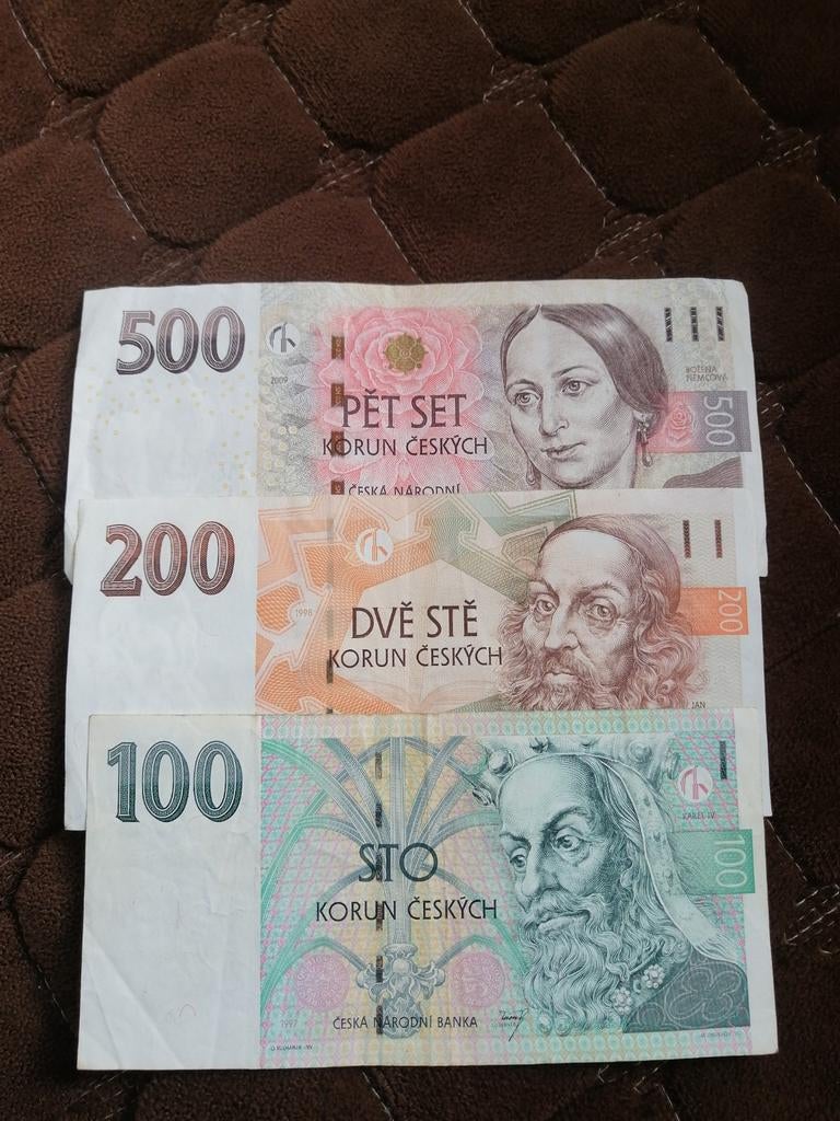 Set Tsjechische Kronen bankbiljetten (100, 200, 500), Ophalen of Verzenden, Overige landen, Setje
