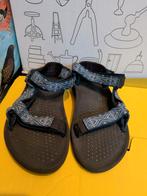 Teva maat 38 zgan, Blauw, Zo goed als nieuw, Teva, Sandalen of Muiltjes