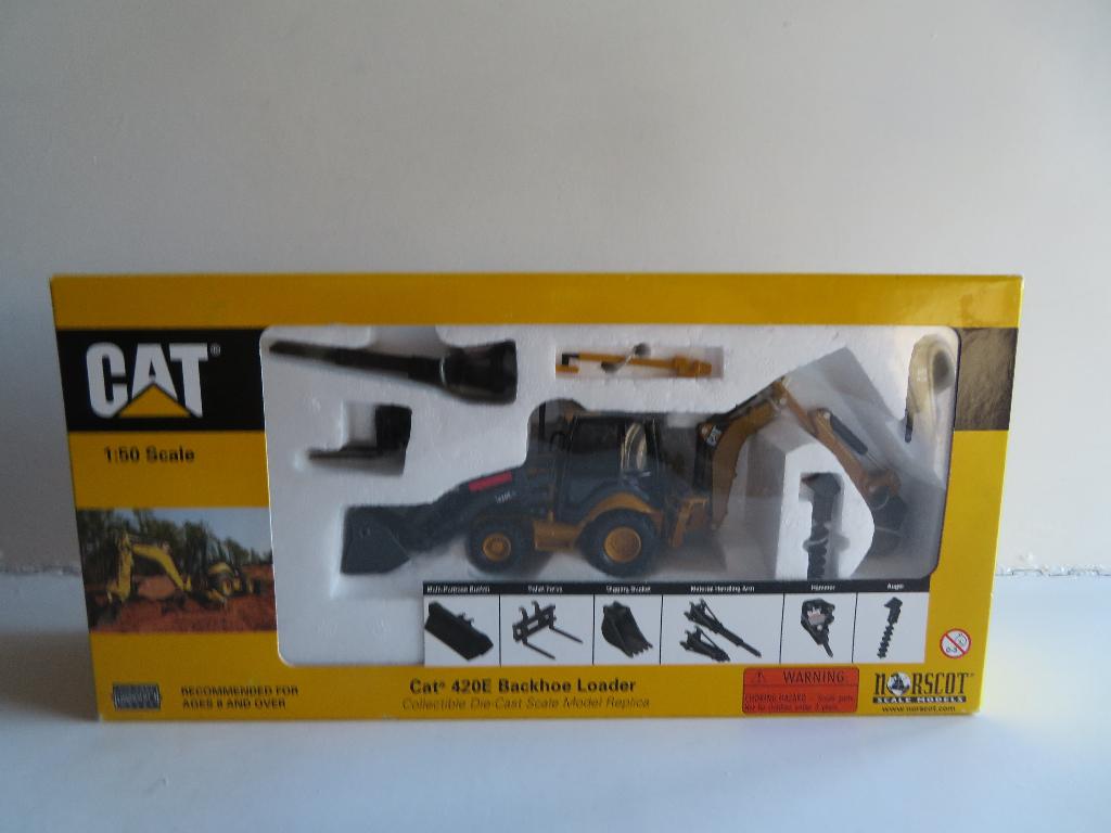 Norscot Cat 420E Backhoe Loader #55143 Laadschop 1:50, Ophalen of Verzenden, Nieuw, Hijskraan, Tractor of Landbouw, Overige merken