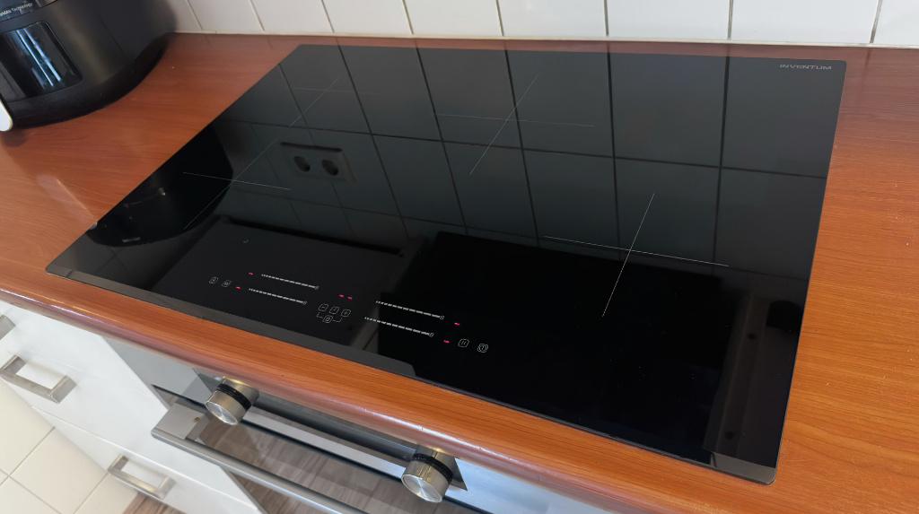 Inventum 77cm inductieplaat IKI7735 te koop, Witgoed en Apparatuur, Kookplaten, Ophalen, 4 kookzones, Zo goed als nieuw, Inbouw