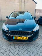 Ford Focus 1.0 Ecoboost 100pk 2015 Zwart Benzine top staat!, Stof, Zwart, 100 pk, Zwart