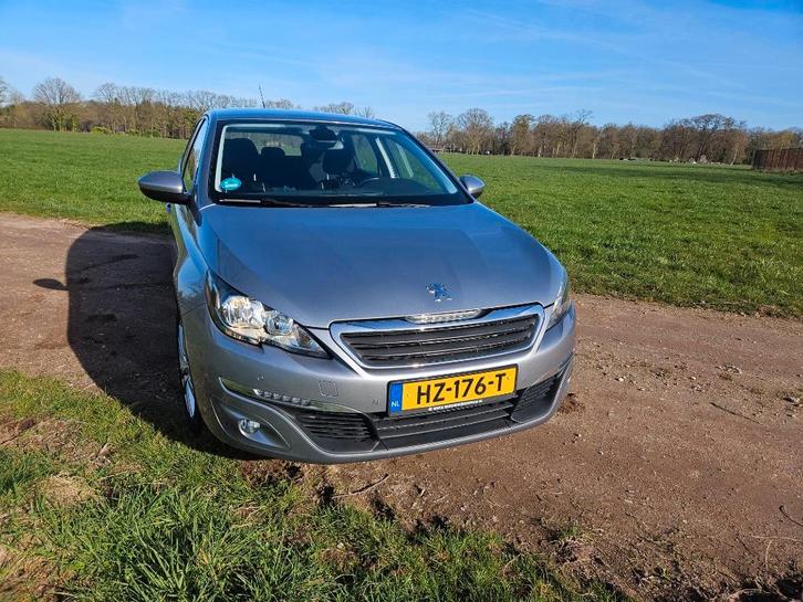 Peugeot 308 1.2 E-thp 130pk 2015 Grijs, Auto's, Peugeot, Particulier, ABS, Achteruitrijcamera, Airbags, Airconditioning, Bluetooth