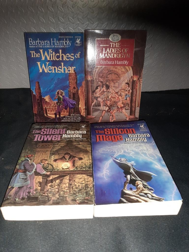 Barbara Hambly Fantasy Boeken - 4-delige set, Boeken, Fantasy, Ophalen of Verzenden, Gelezen
