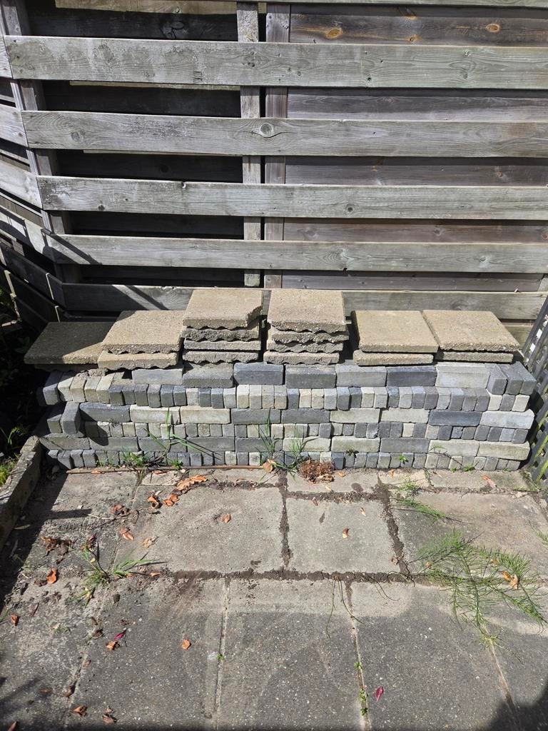 Stenen, klinkers en stoeptegels voor tuin of terras, Ophalen, Gebruikt, Beton, Klinkers
