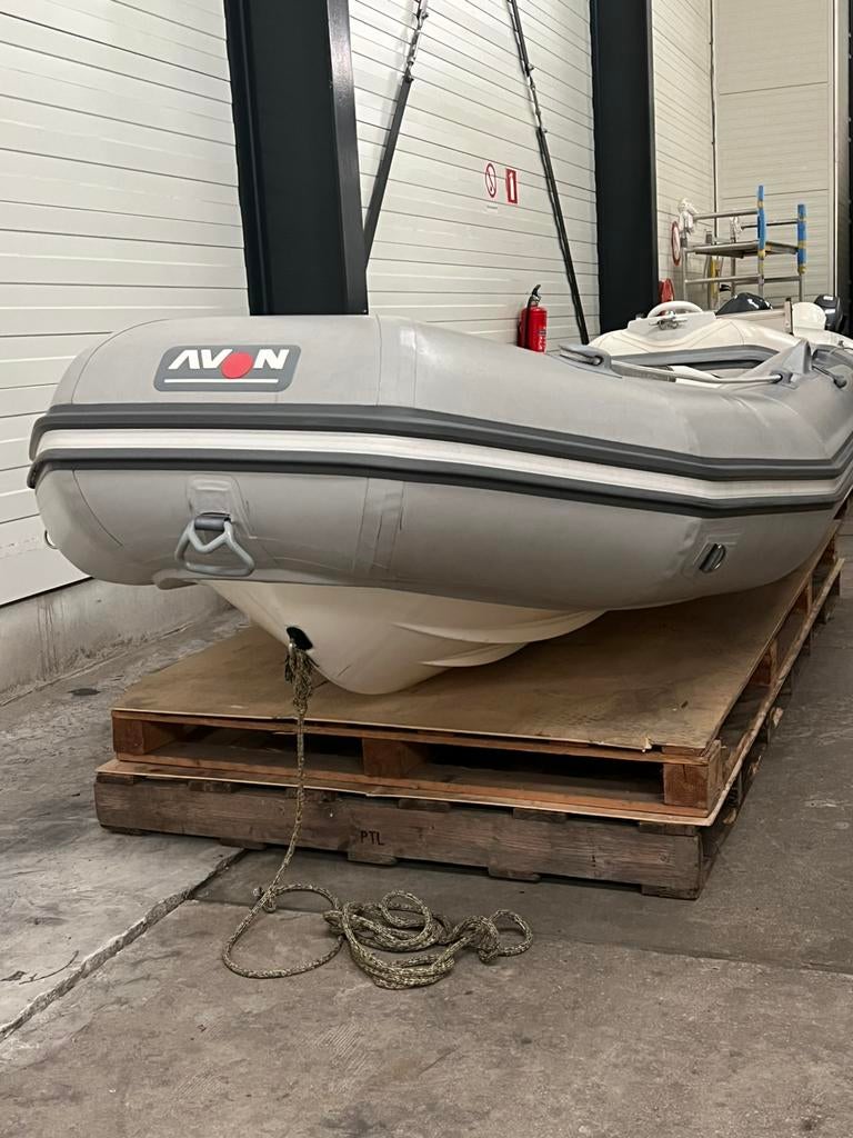 Avon rib 340, Zo goed als nieuw, Benzine, Minder dan 70 pk, Overige materialen