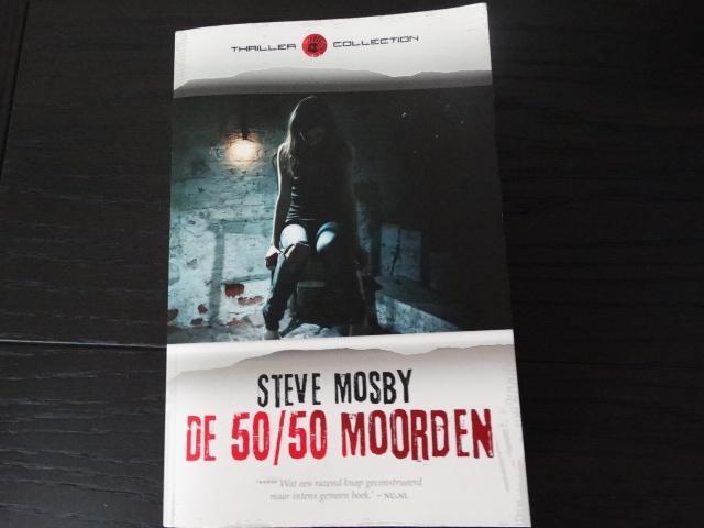 De 50/50 moorden - Steve Mosby, Boeken, Thrillers, Gelezen, Europa overig, Ophalen of Verzenden
