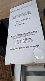 Wandtegels wit 30x60 cm nieuw in doos, Ophalen, 40 tot 60 cm, Nieuw, Minder dan 5 m²