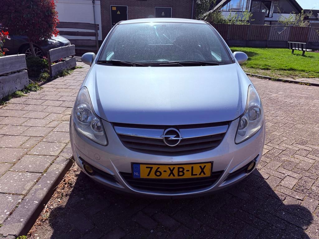 Opel Corsa 1.2 16V 3D Easytronic 2007 Grijs, Auto's, Opel, 450 kg, 40 €/maand, 4 cilinders, 1229 cc