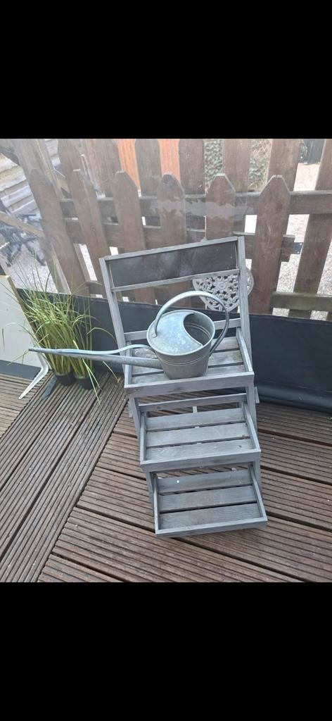 Plantentrapje zonder gieter, Ophalen