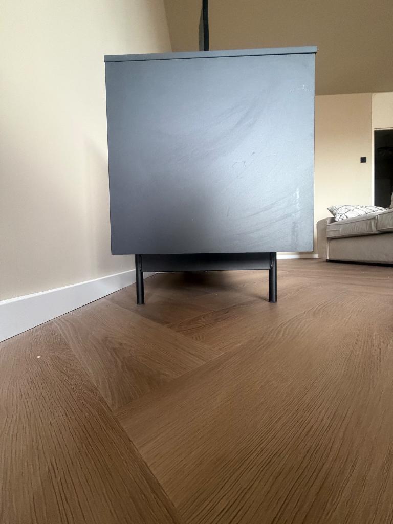 Tv meubel zwart mat IKEA, Huis en Inrichting, Kasten | Televisiemeubels, Ophalen, Minder dan 50 cm, Mo, Zo goed als nieuw