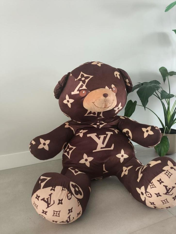 Grote Louis Vuitton knuffelbeer - Perfect cadeau!, Kinderen en Baby's, Speelgoed | Knuffels en Pluche, Zo goed als nieuw, Beer