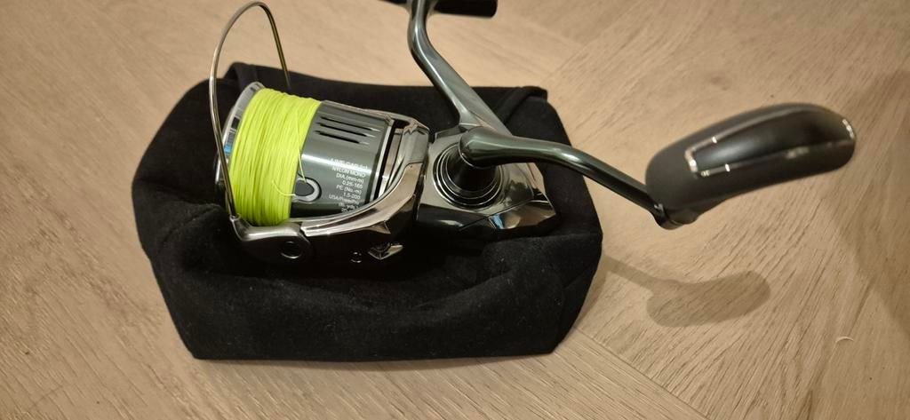 Shimano stella 4000 m, Ophalen of Verzenden, Nieuw, Molen