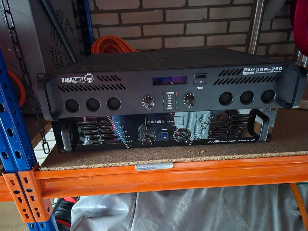 DAP DSR-250 en Ibiza AMP-600 versterkers, Hobby en Vrije tijd, Feestartikelen, Ophalen of Verzenden, Zo goed als nieuw