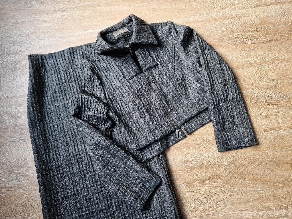 Lange rok en kort jasje (met reliëf) ZA-EK ZGAN Maat 36/38, Zwart, Ophalen of Verzenden, Zo goed als nieuw, ZA-EK