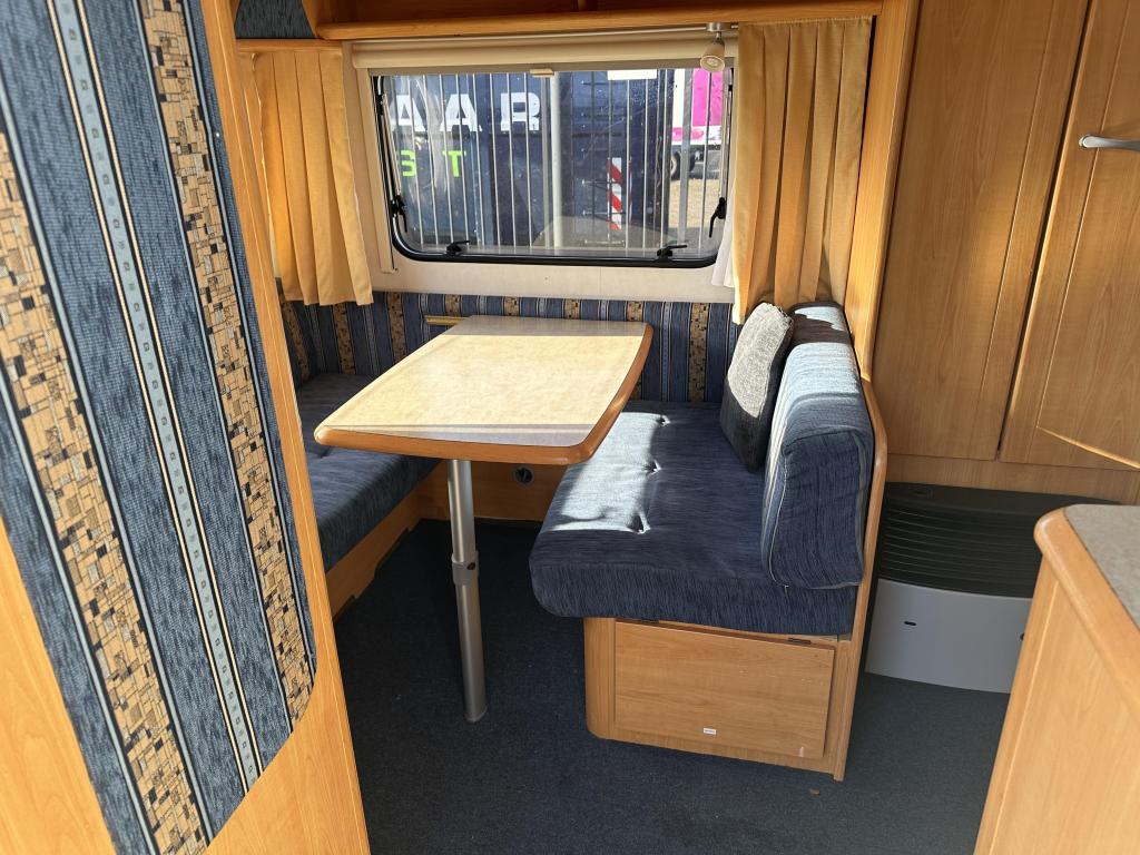 LMC 400 DS, Isabella voortent, lichtgewicht (Zondag open), Caravans en Kamperen, Caravans, Tot en met 2, Bedrijf, Treinzit, 5 tot 6 meter