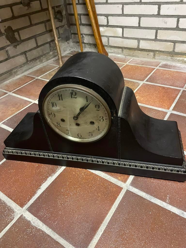 Oude houten Big Ben klok, Ophalen