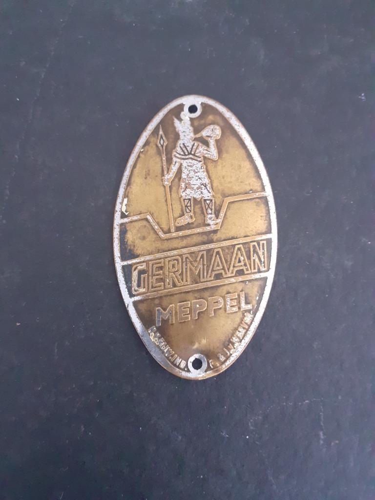 oud fiets embleem Germaan Meppel, Ophalen of Verzenden, Gebruikt, Gebruiksvoorwerp