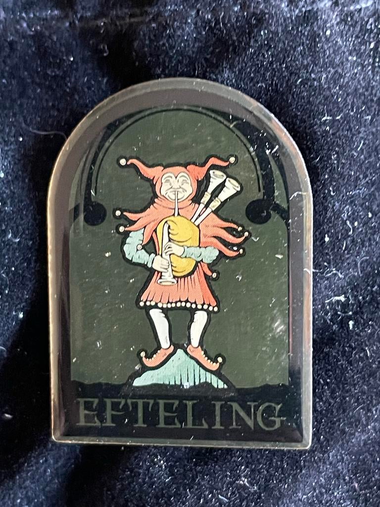 Efteling Smidje Pin -, Verzamelen, Efteling, Ophalen of Verzenden, Zo goed als nieuw, Button of Speldje