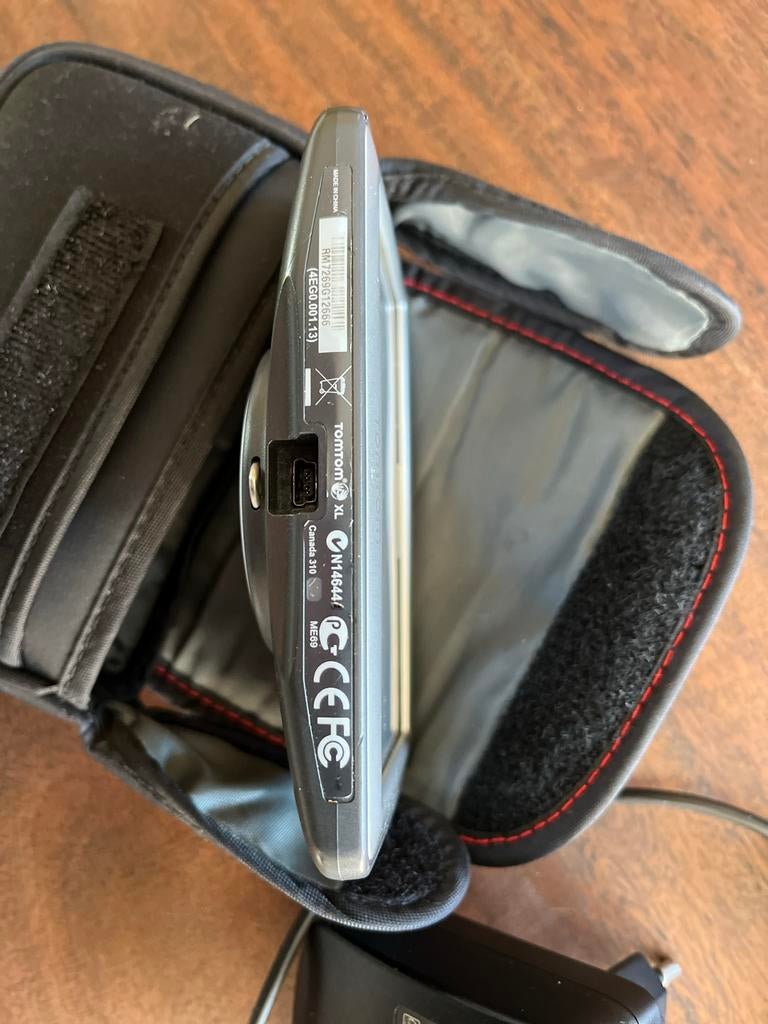 TomTom XL Navigatiesysteem met accessoires, Ophalen, Gebruikt