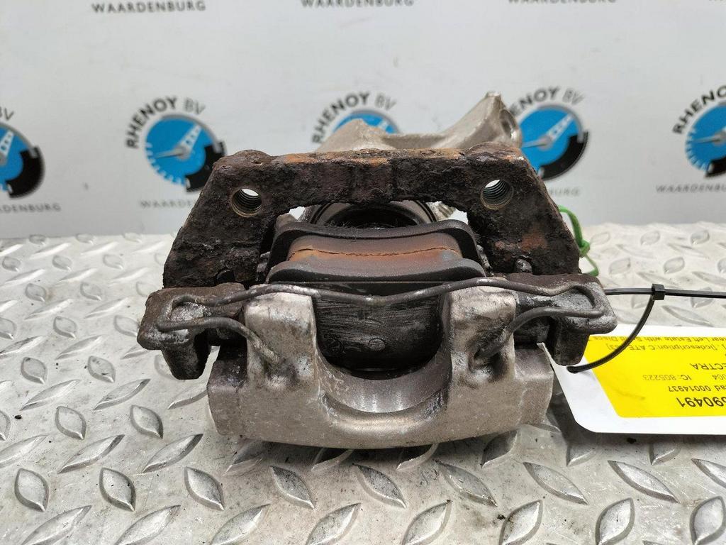 OPEL VECTRA 2.2-16V Comfort REM KLAUW 2004, Ophalen of Verzenden, Gebruikt, Stiba lid