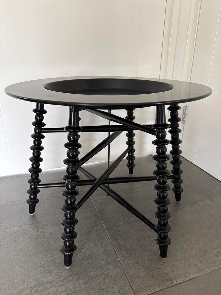 Vintage IKEA Trollsta Tafel - Zwart, Huis en Inrichting, Minder dan 55 cm, Gebruikt, Rond, Hout