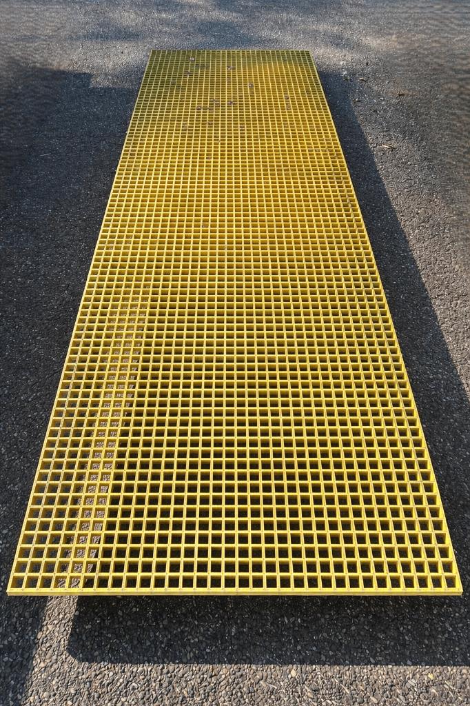 GVK kunststof roosters, Ophalen, Zo goed als nieuw