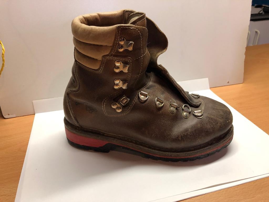 Te koop aangeboden Bergschoenen, Ophalen, Gebruikt, Schoenen