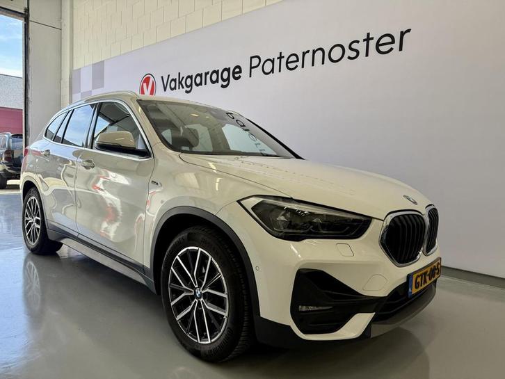 BMW X1 xDrive25e High Executive Carplay / HUD / Adaptive Cru, Auto's, BMW, Bedrijf, Te koop, X1, 4x4, ABS, Achteruitrijcamera