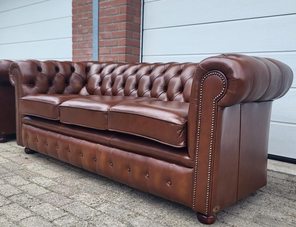 Chesterfield bank bruin, nieuw, origineel engels, Chesterfield, Driepersoons, 75 tot 100 cm, Ophalen of Verzenden