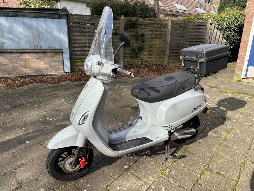 Felice elektrische snorscooter - Stijlvol en Milieuvriendeli, Ophalen of Verzenden, Gebruikt, Elektrisch, Overige merken