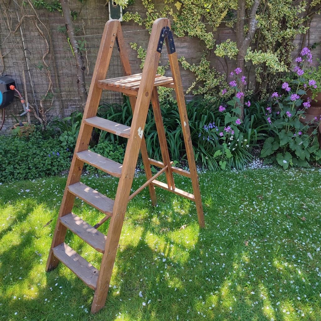 Houten schilders trap, 6 treden, leuk als tuindecoratie, Ophalen, Gebruikt