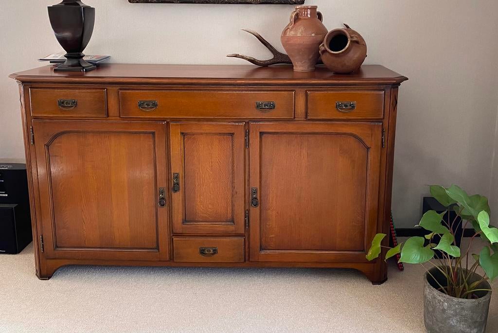 Massief eiken kast in kersenkleur, Ophalen, Gebruikt, Klassiek, 150 tot 200 cm
