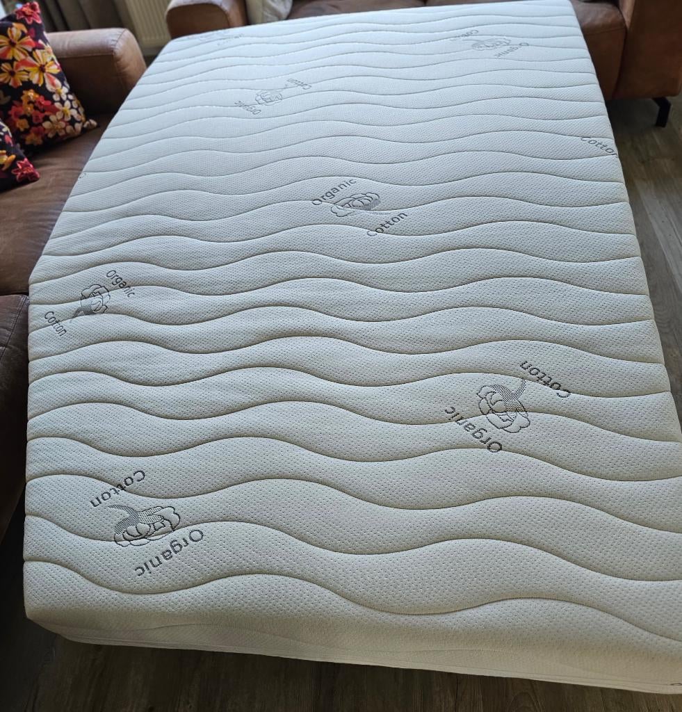 Matras caravan frans bed, Ophalen, Zo goed als nieuw