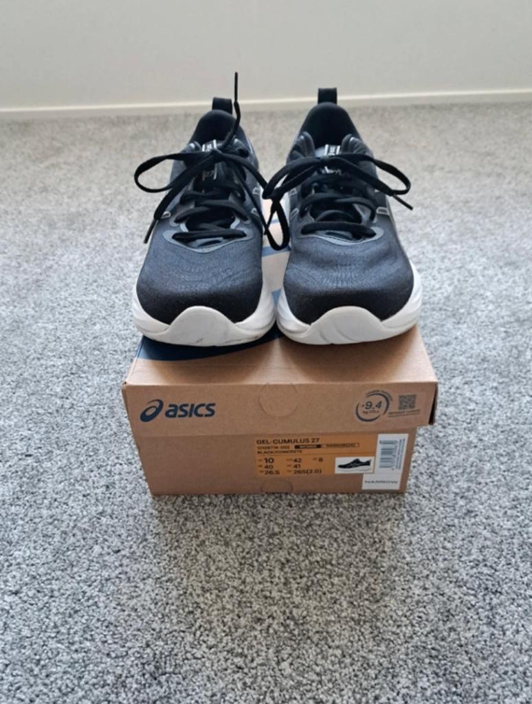 Asics Gel-Cumulus 27 hardloopschoenen zwart, Hardloopschoenen, Ophalen of Verzenden, Zo goed als nieuw, Hardlopen
