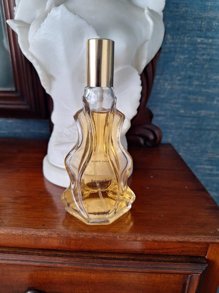 Black Onyx type Female Erotics vintage eau de parfum 100 ml., Ophalen of Verzenden, Parfumfles