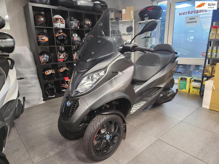 Piaggio MP3 500 HPE SPORT ADVANCED 9000KM 2021 NIEUWSTAAT RI, Motoren, Motoren | Piaggio, Bedrijf, Overig