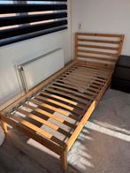 Stevig houten eenpersoonsbed 90x200cm, Huis en Inrichting, Slaapkamer | Bedden, Ophalen, Gebruikt, 90 cm, Eenpersoons