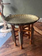 Marokkaanse kleine theetafel koper blad houtsnijwerk poten, Ophalen of Verzenden