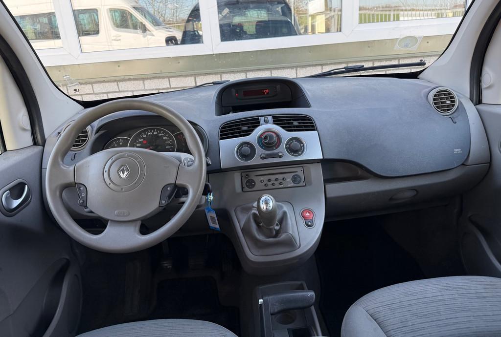 Renault Kangoo Family 1.6-16V Privilège NAP AIRCO CRUISE, Auto's, Renault, 1373 kg, Gebruikt, 4 cilinders, Metallic lak