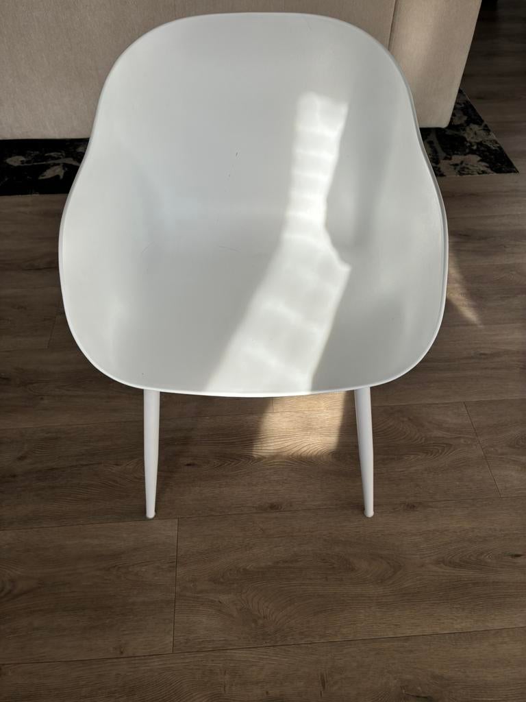 Eetkamerstoel kuip wit, Huis en Inrichting, Stoelen, Ophalen, Kunststof, Wit, Zo goed als nieuw