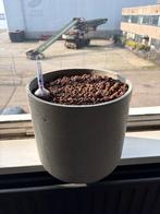 SET VAN 2 Keramiek PLANTENPOTTEN MET WATERMETER, Rond, Zo goed als nieuw, Minder dan 40 cm, Balkon