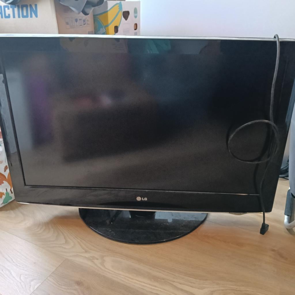 LG 37LD420 LCD TV - 37 inch Full HD, Ophalen, Gebruikt, 50 Hz, LCD