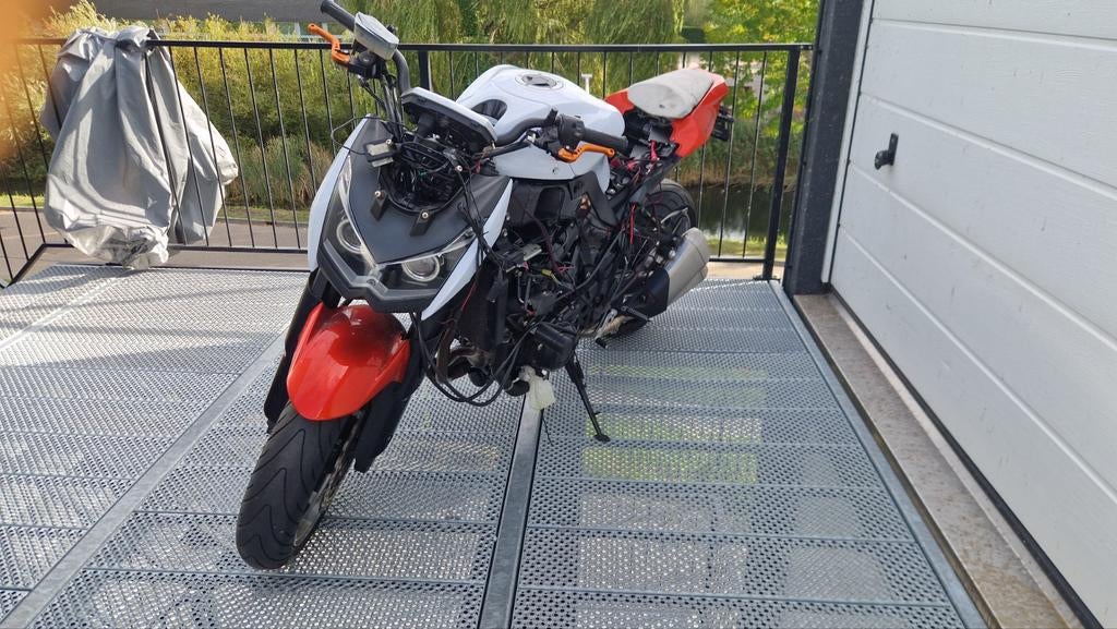 Kawasaki Z1000 onderdelen 2010-2013 (kappenset, tank, etc.), Motoren, Ophalen of Verzenden, Gebruikt