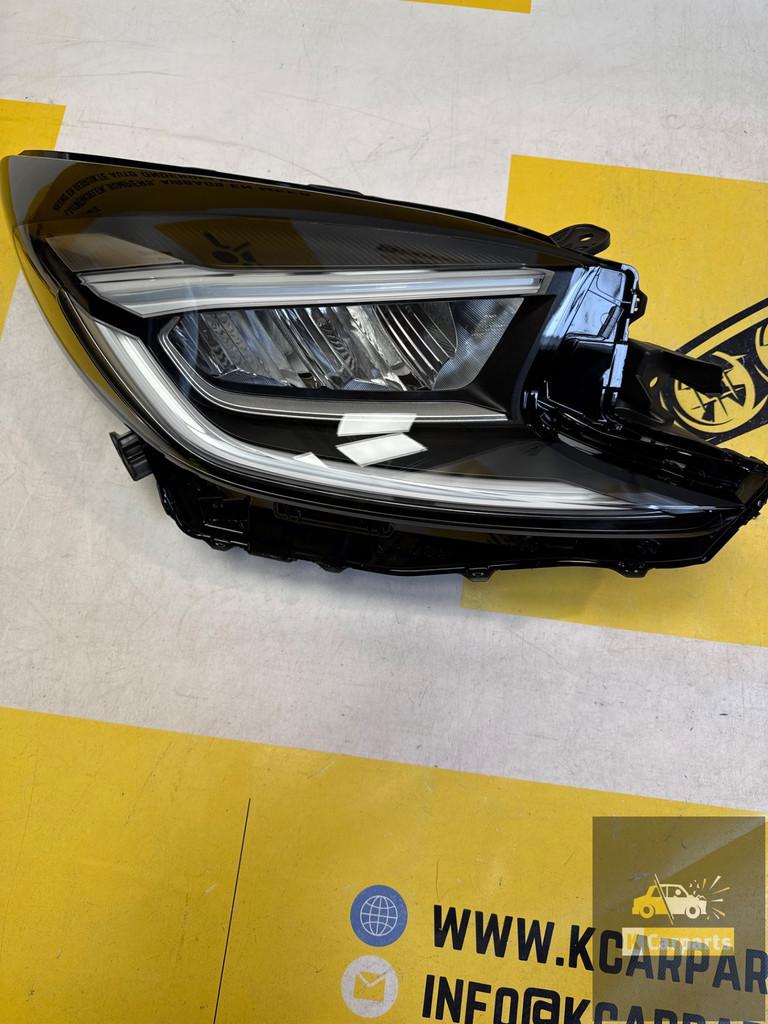 Toyota Aygo X Rechter Koplamp Origineel nieuw! 0H-33 29318