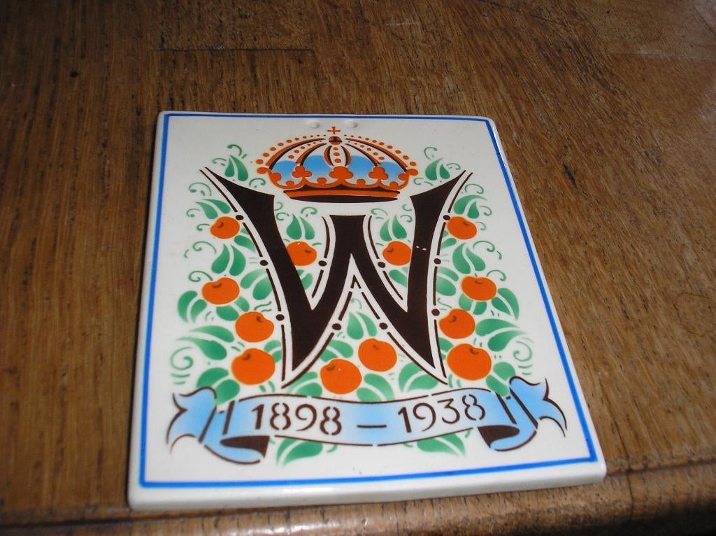 Koningin Wilhemina -  jubileum periode 1898-1938, Ophalen of Verzenden, Zo goed als nieuw